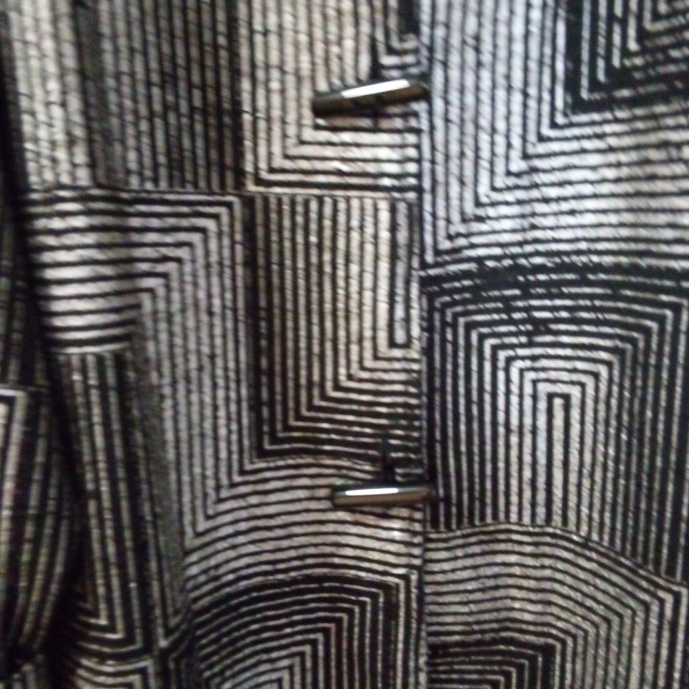 Women's Jacket - Picture 5 of 14